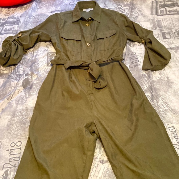 Jumpsuit - Picture 1 of 2